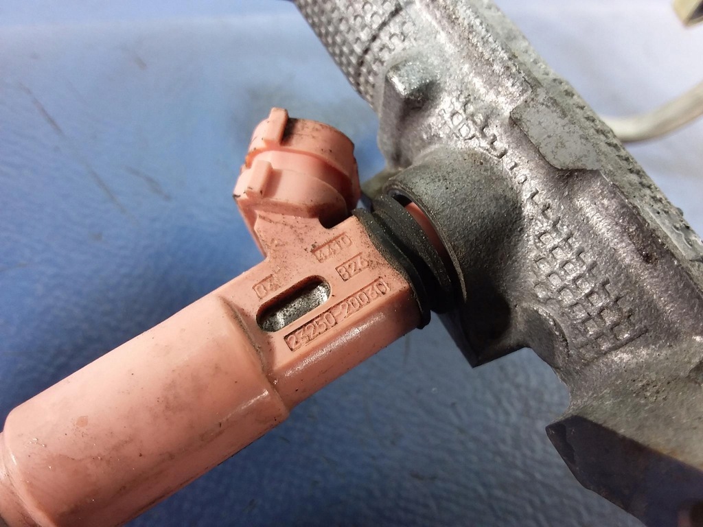 фото №5, Lexus rx ii 400h 3.3 v6 накладки топливные форсунки