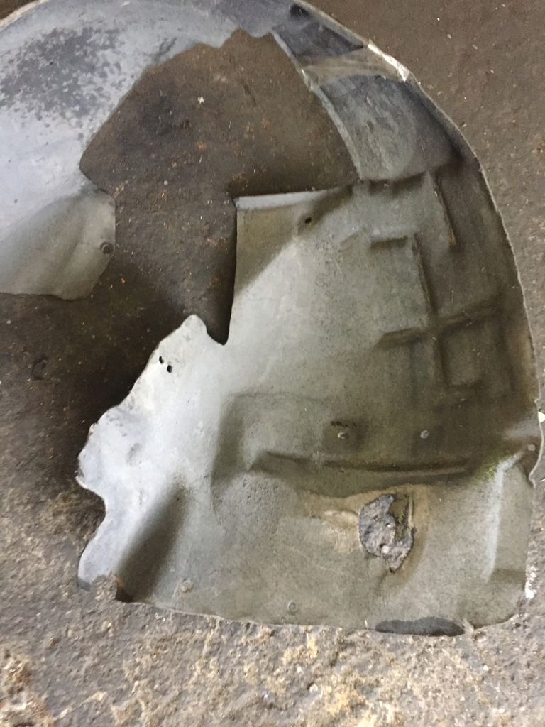 фото №8, Audi a5 8t підкрилок обшивка праве передні 08-11r