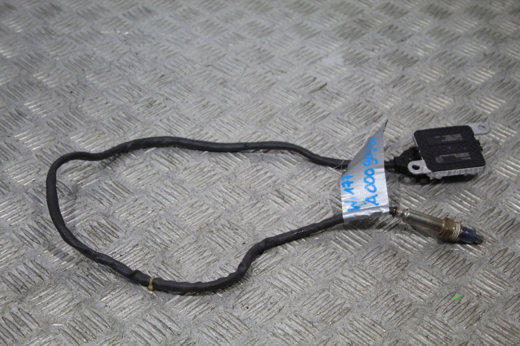 фото №1, Датчик лямбда-зонд nox a-klasa w177 amg a0009052012