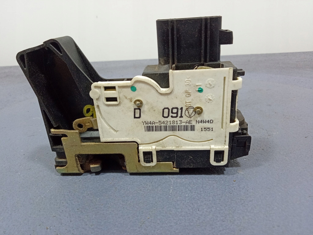 фото №6, Mazda tribute i ep замок дверь перед левый 9 pin yw4a-5421813-ae