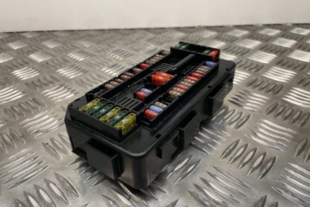 фото №9, Коробка предохранителей bmw 4 coupe f32, f82 9337879 2.0l бензиновый 135kw