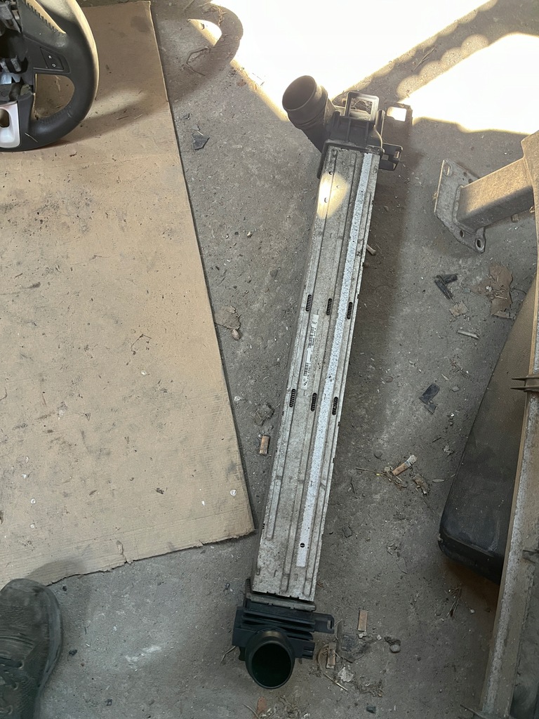 фото №1, Радіатор повітря renault megane iii cupe 08-13 rok 144960022r