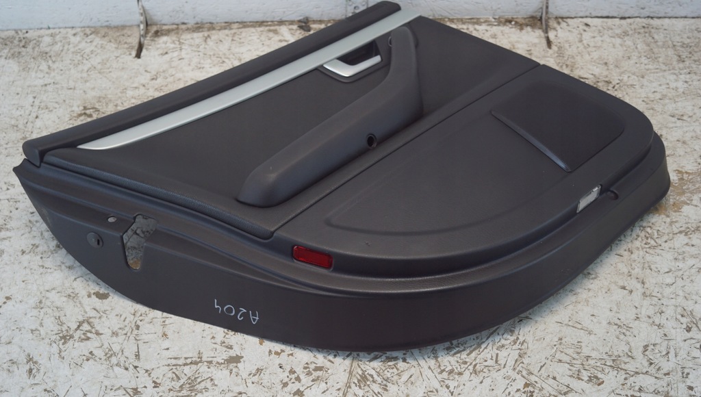 фото №4, Обшивка дверь левый задняя audi a4 b7