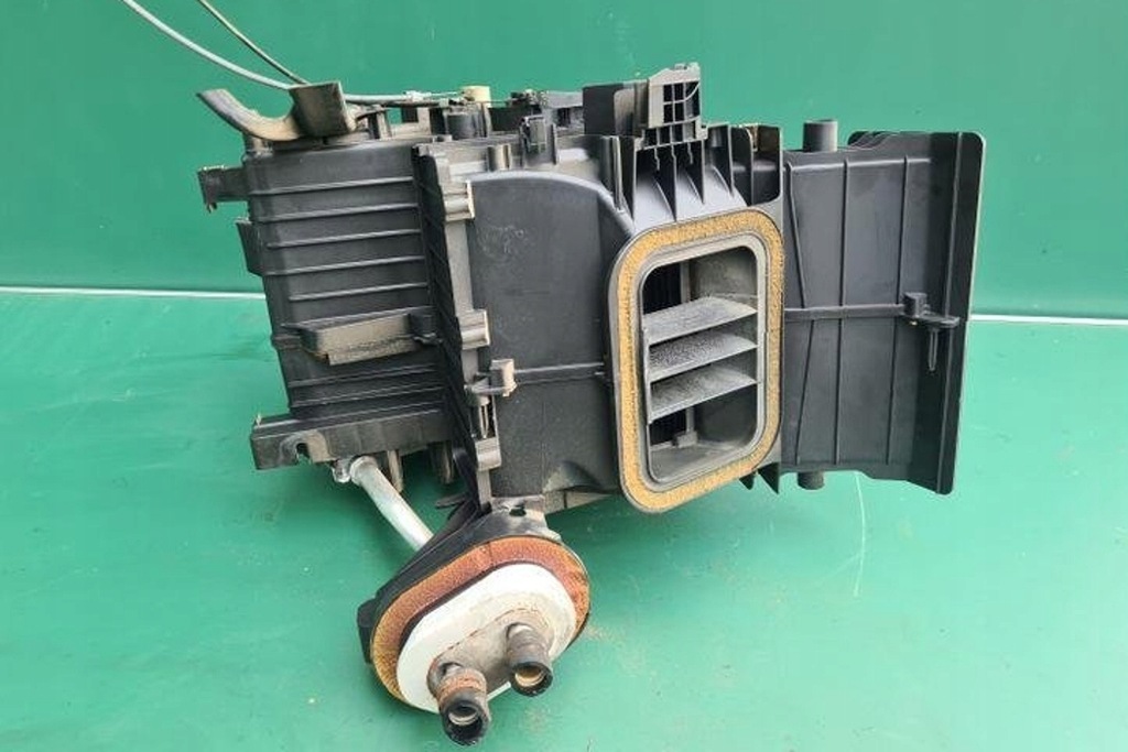 фото №8, Отопитель renault trafic ii фургон fl 8200550581 2.5l дизель 99kw 2006