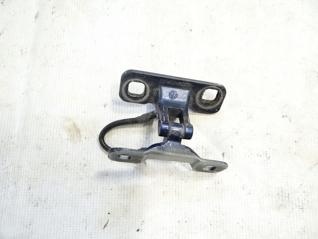 фото №1, Bmw x3 e83 петля кришки багажника правий