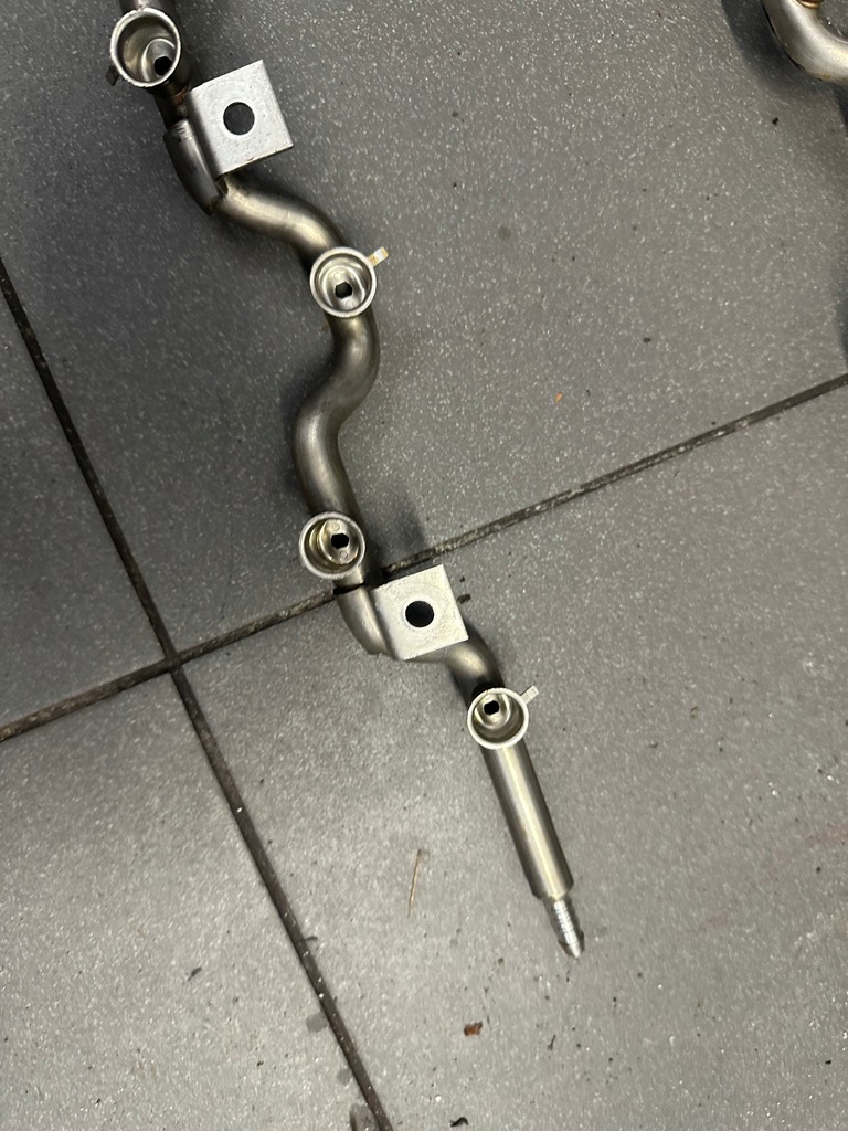 фото №10, Молдинг упорскування vw phaeton 6.0 w12 420km ban 07c133316h