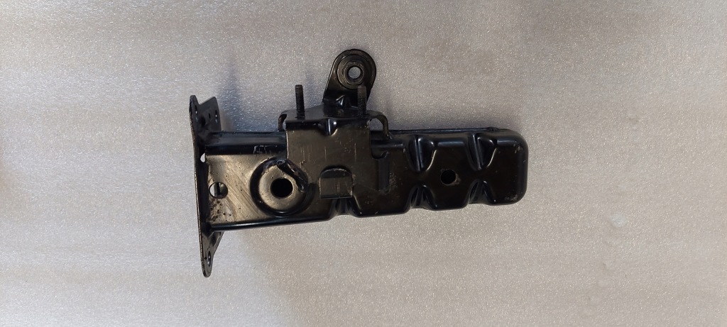 фото №1, Mercedes w447 отбойник зона левая a4476200095