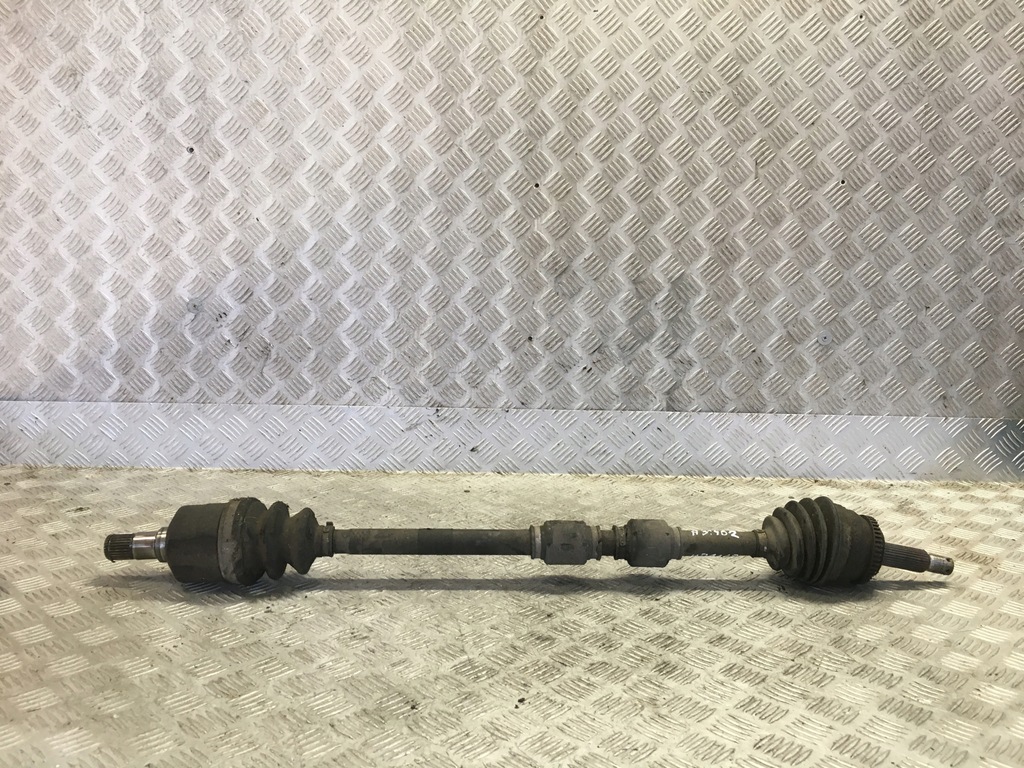 фото №1, Hyundai i30 2.0 crdi приводной вал правая