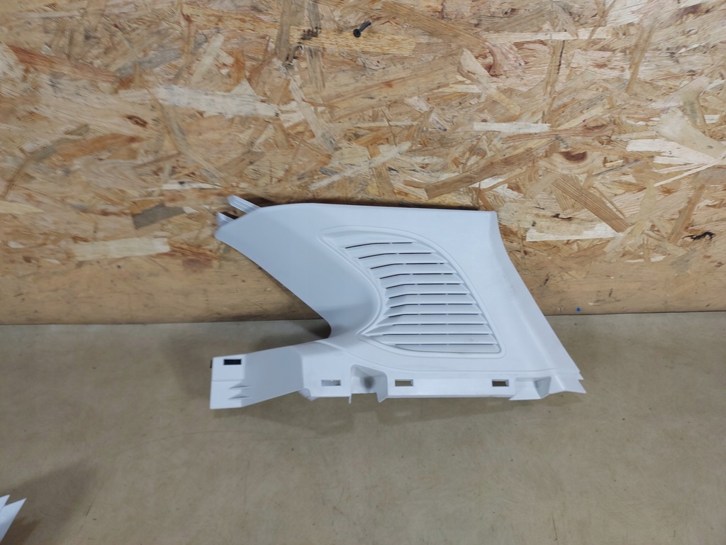 фото №1, Focus mk3 kombi защита стойка правый задняя