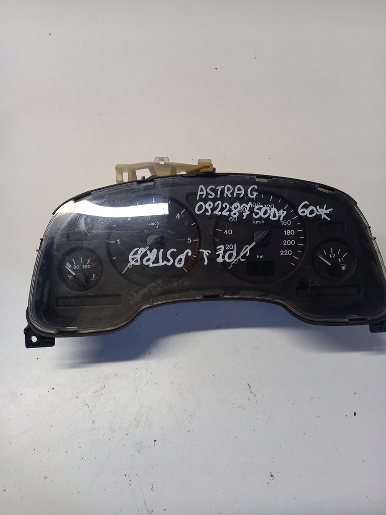 фото №1, Счетчик приборы opel astra g 09228750dy
