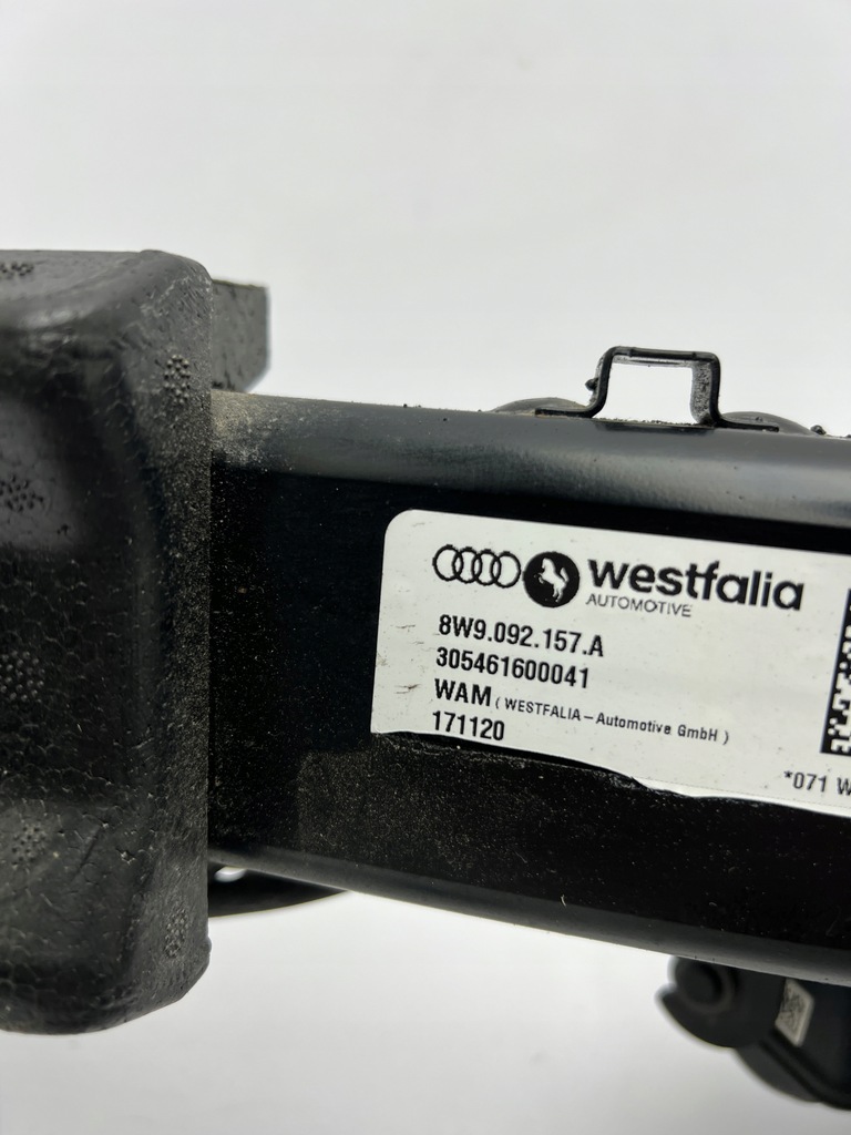 фото №6, Audi a4 b9 8w9 kombi hak буксировочный модуль жгут кнопка комплект ori n 15-