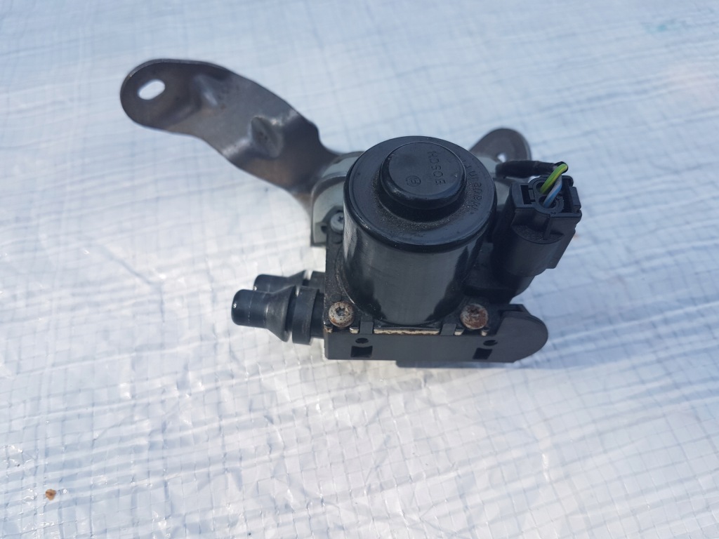 Купити Bmw f20 f21 клапан помпа води