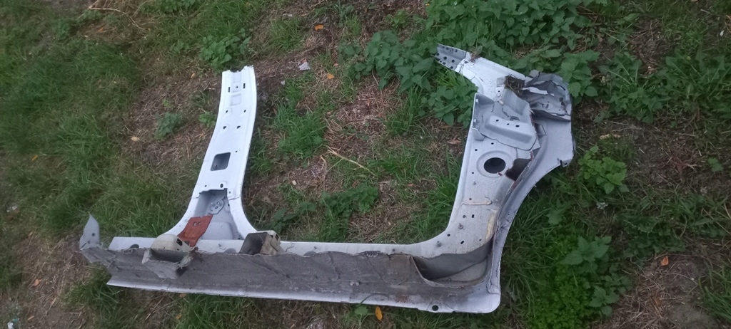 фото №4, Поріг блок двигуна середній лівий перед peugeot 2008