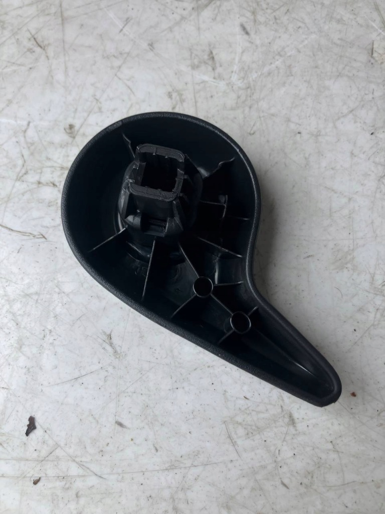 Ручка регулировка сиденье правый перед renault arkana Цена