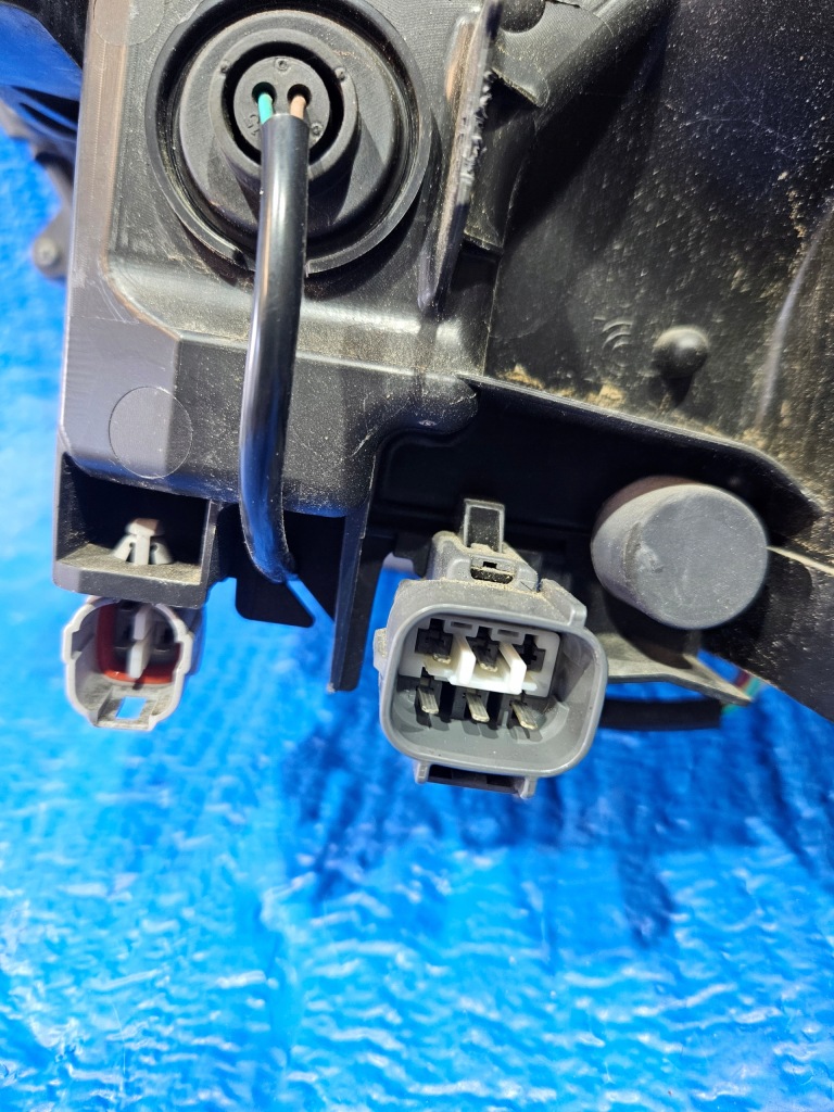 Фара правий full led toyota rav4 iv рестайлінг  2015-2019 - Оригінал