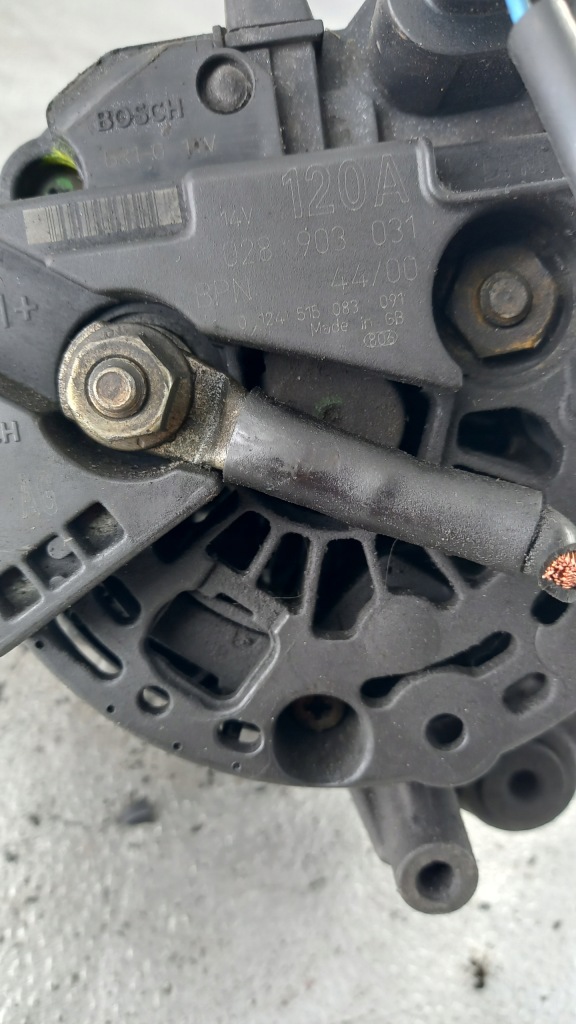 Генератор audi a4 універсал 01r 1.9td 028903031 Оригінал