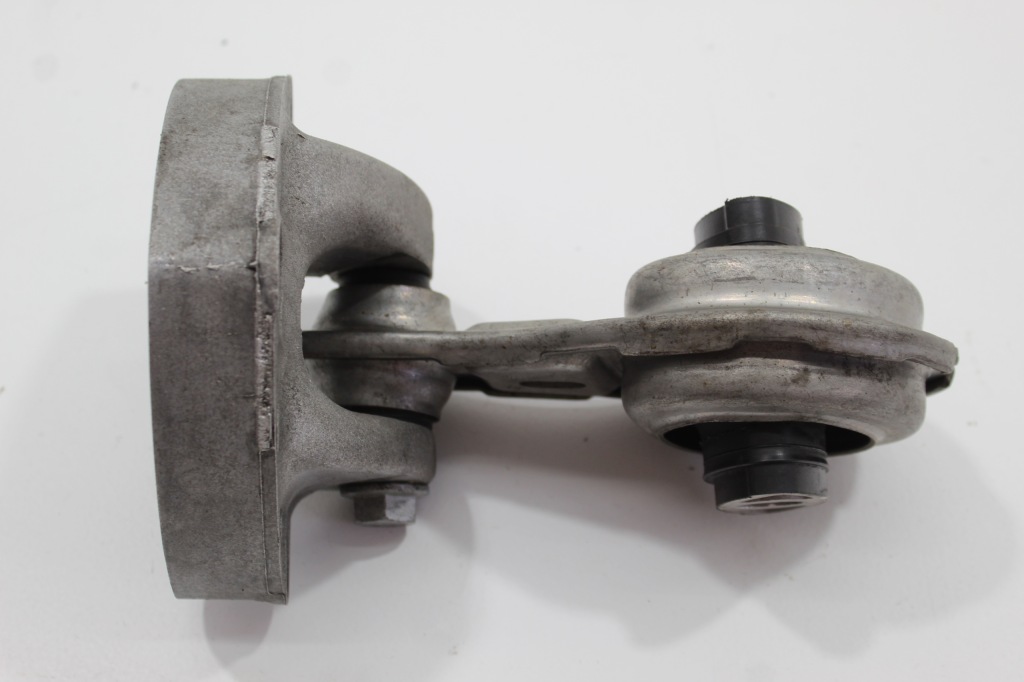 фото №1, Renault master 19- iv 2.3 кронштейн двигуна