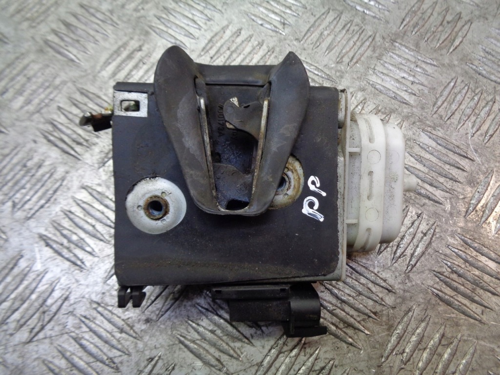 Купити Замок двері правий перед audi a4 b5