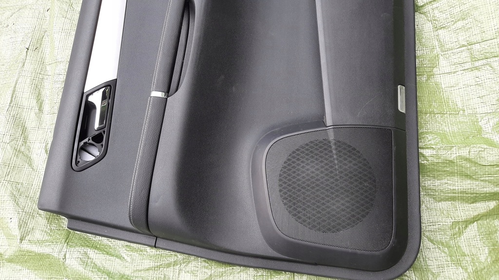 фото №7, Обшивка оббивка двері правий задня mercedes r w251