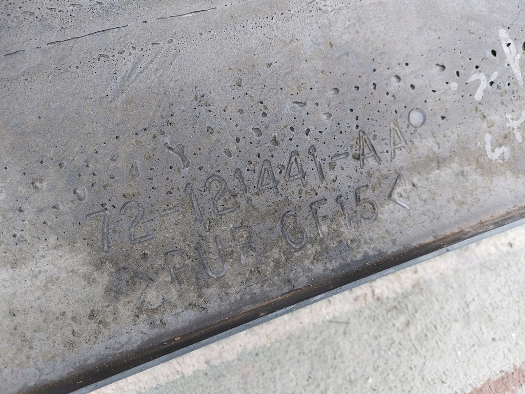 фото №12, Бампер задня aston martin vantage db7 cabrio чорний 72-121441-aa