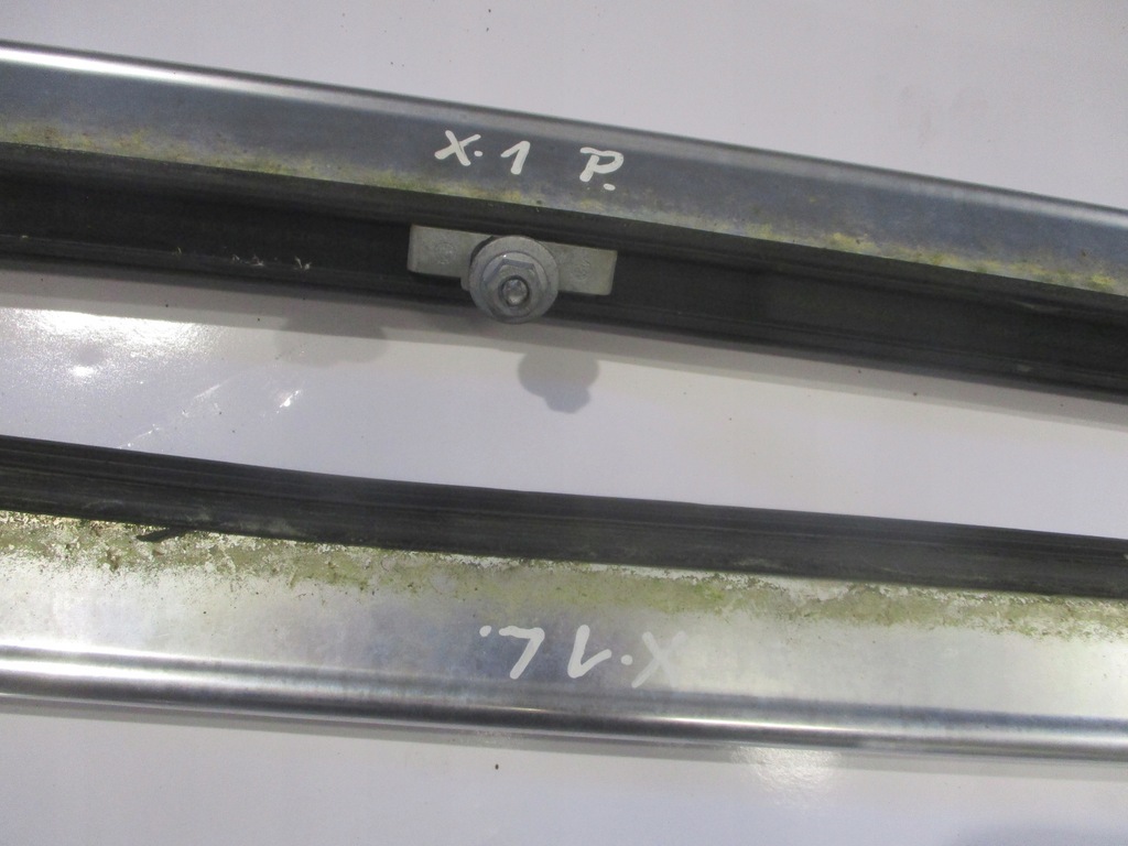 фото №16, Молдинг рейлинг крышный na крыша правый хром bmw x1 e84