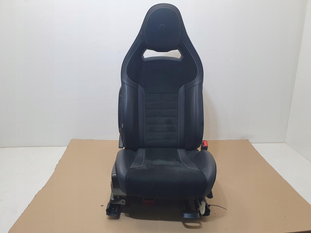 фото №1, Сиденье пассажира alfa romeo giulia sparco карбон