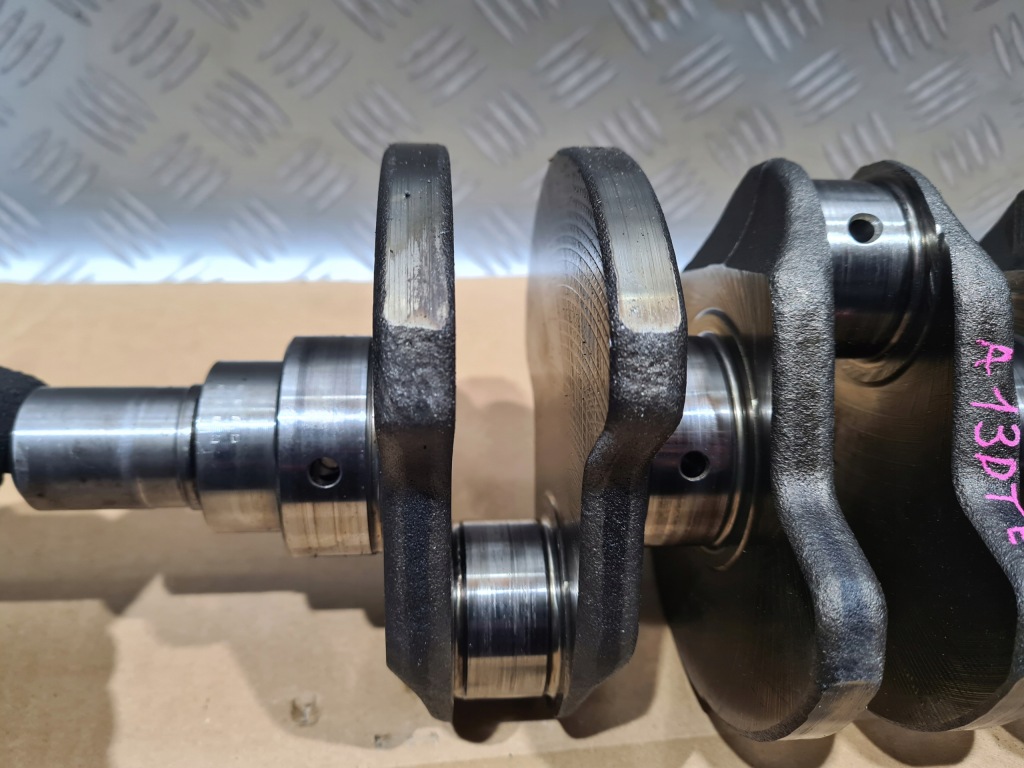 Wał коленчатый opel fiat 1.3 cdti a13dte Недорого