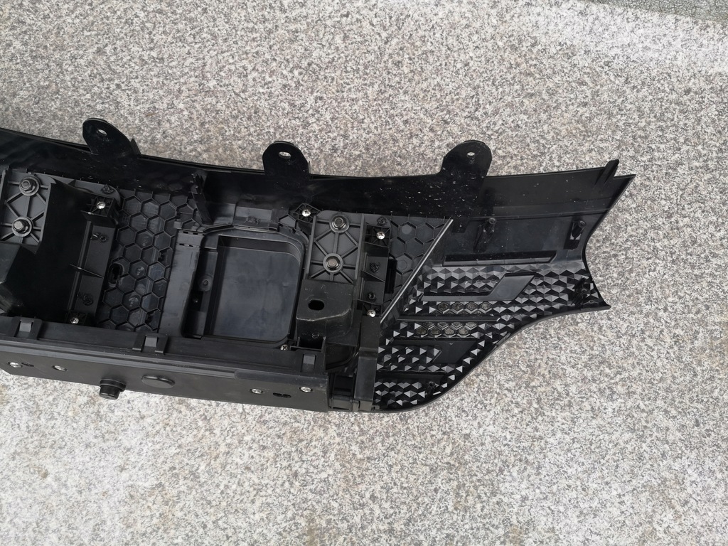 фото №6, Dacia spring 23- 2023- решётка радиатора решётка радиатора