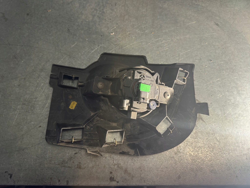 фото №15, Renault master iii opel movano b противотуманная фара левый 89210439