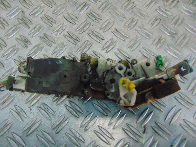 фото №3, Subaru forester замок перед левый