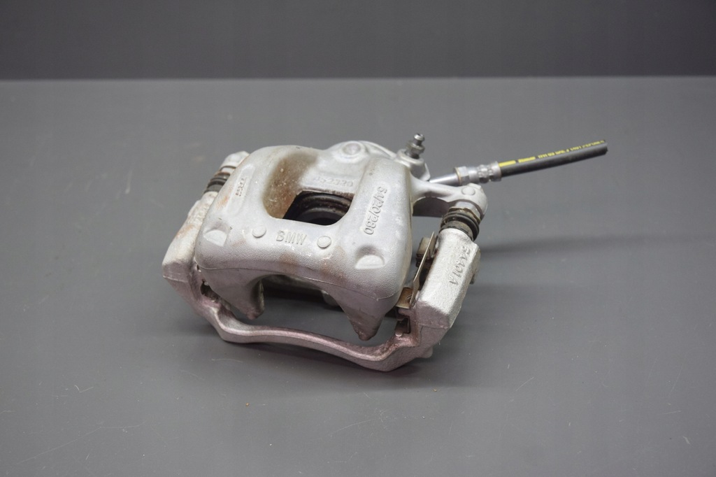 фото №1, Супорт притиск правий перед bmw i3 i01 8333km