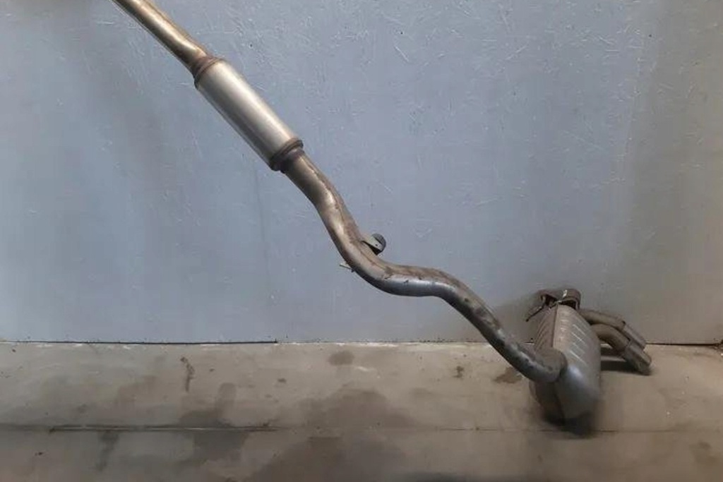 фото №8, Гаситель bmw 4 gran coupe f36 8594597 3.0l дизель 190kw 2018