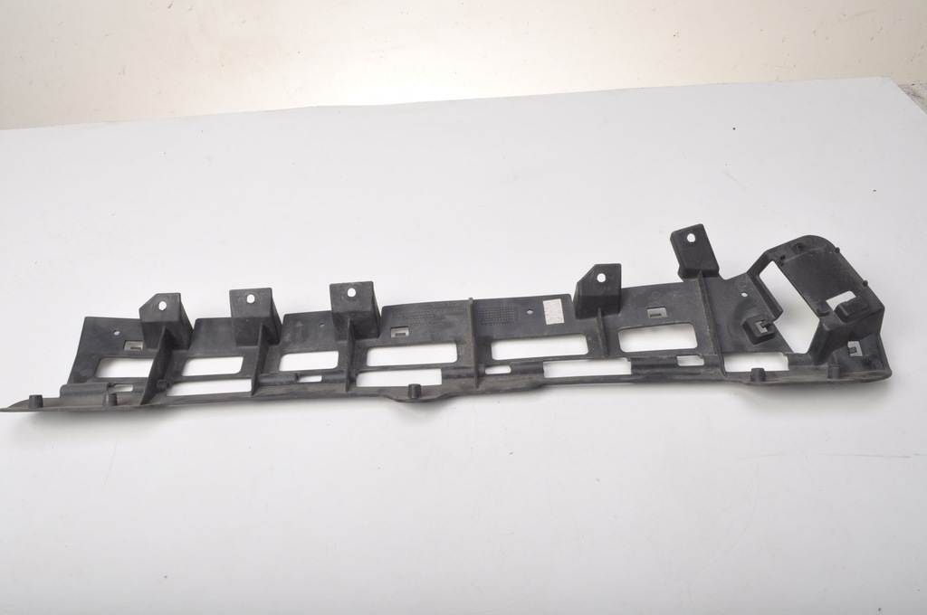 фото №1, Ford puma mk2 напрямна бампера задня задній середина