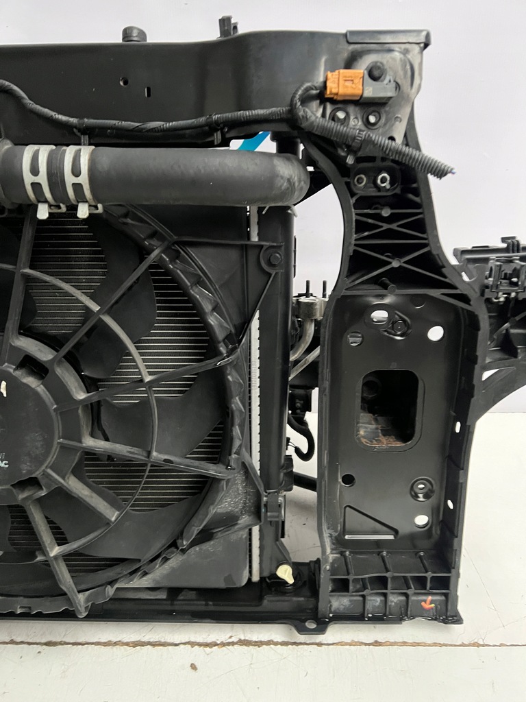 фото №15, Pas передний радиатор kia carens 1.7 crdi