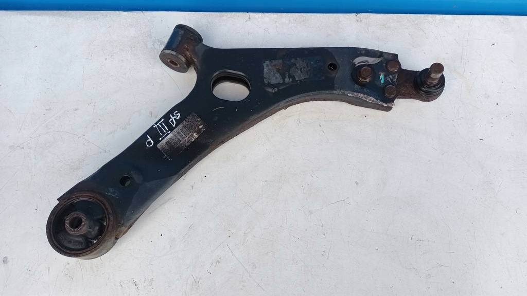 фото №1, Kia sportage iii рычаг правый перед