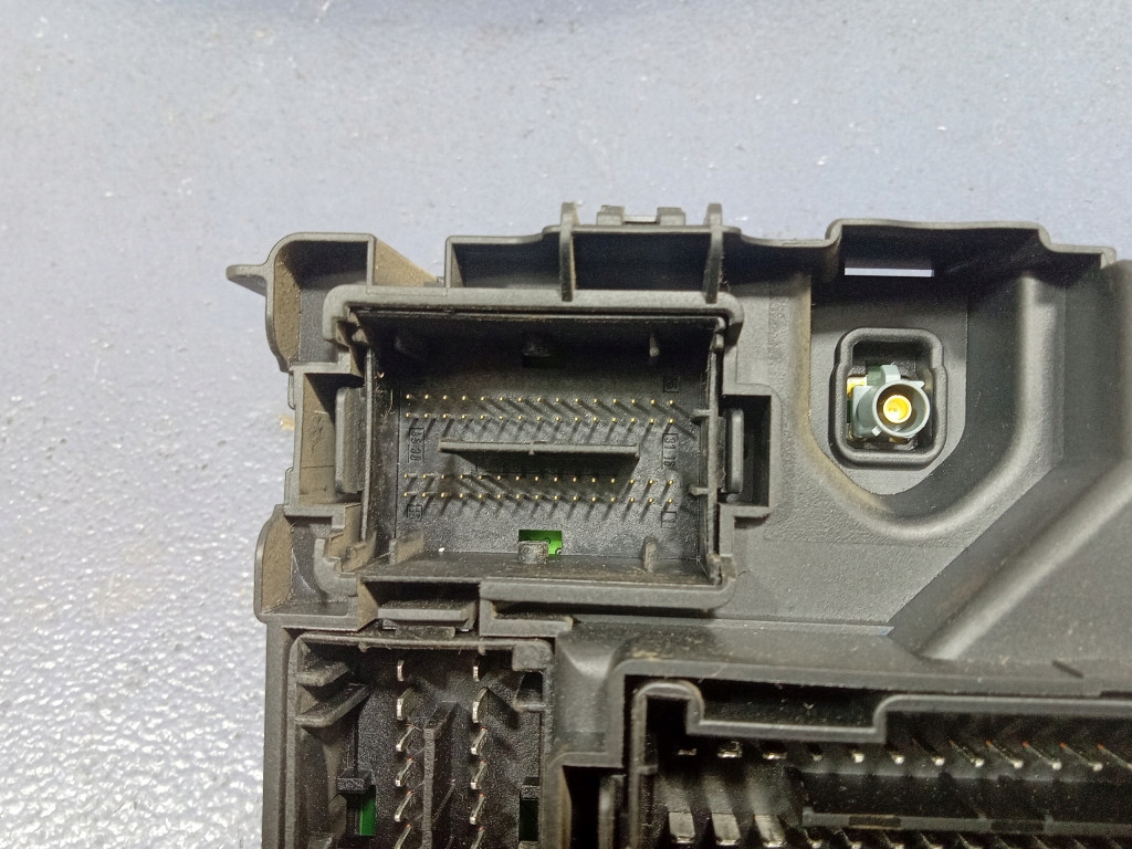 фото №5, Fiat grande punto модуль bsi коробка предохранителей 00517817580