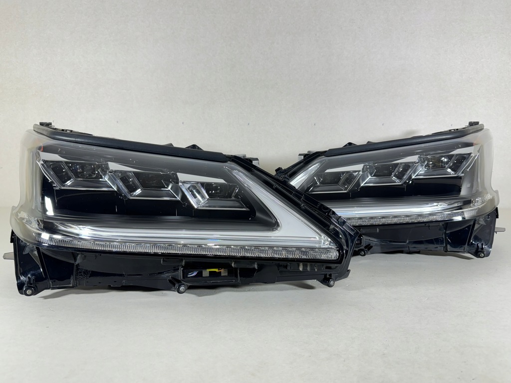 фото №1, Lexus lx lx570 2016- full led лампа левая правая перед фары комплект eur