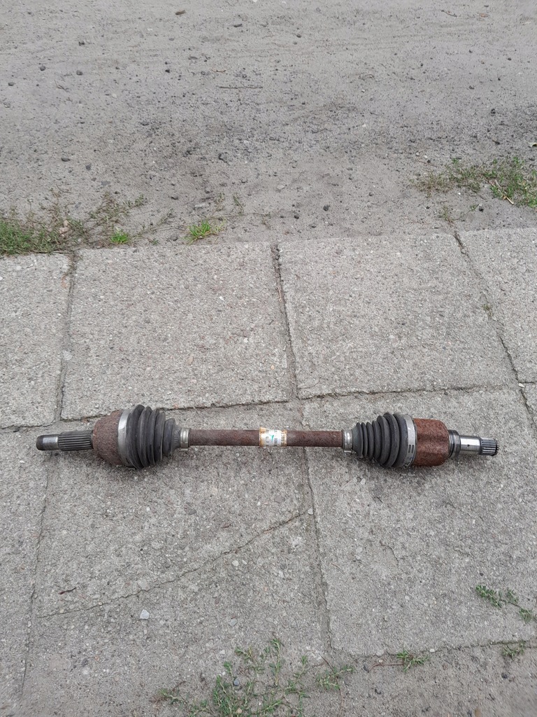 фото №1, Привідний вал лівий перед ford ka plus 1.2 b e3b5-3b437-ca