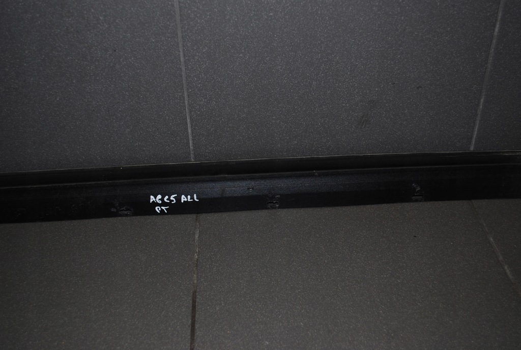 фото №7, Молдинг уплотнитель хром audi a6 c5 4b0853764c