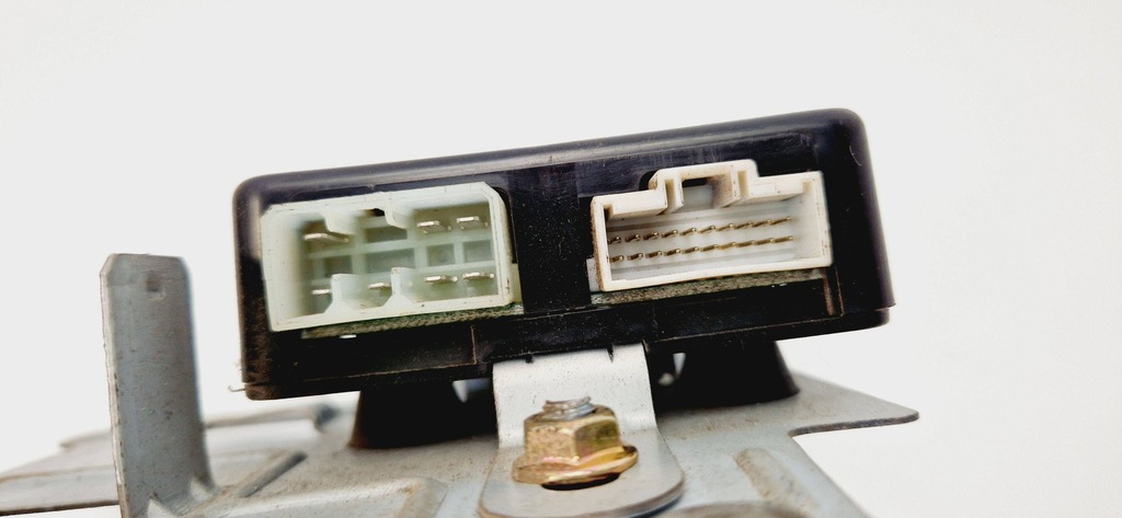 фото №8, Kia carnival 2002 бортовий комп'ютер / блок керування ecu i комплект ключів