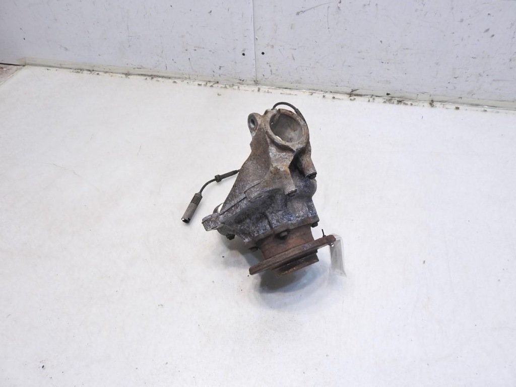 Купити Ступиця поворотний кулак правий перед з abs bmw 3 e91 2.0 d