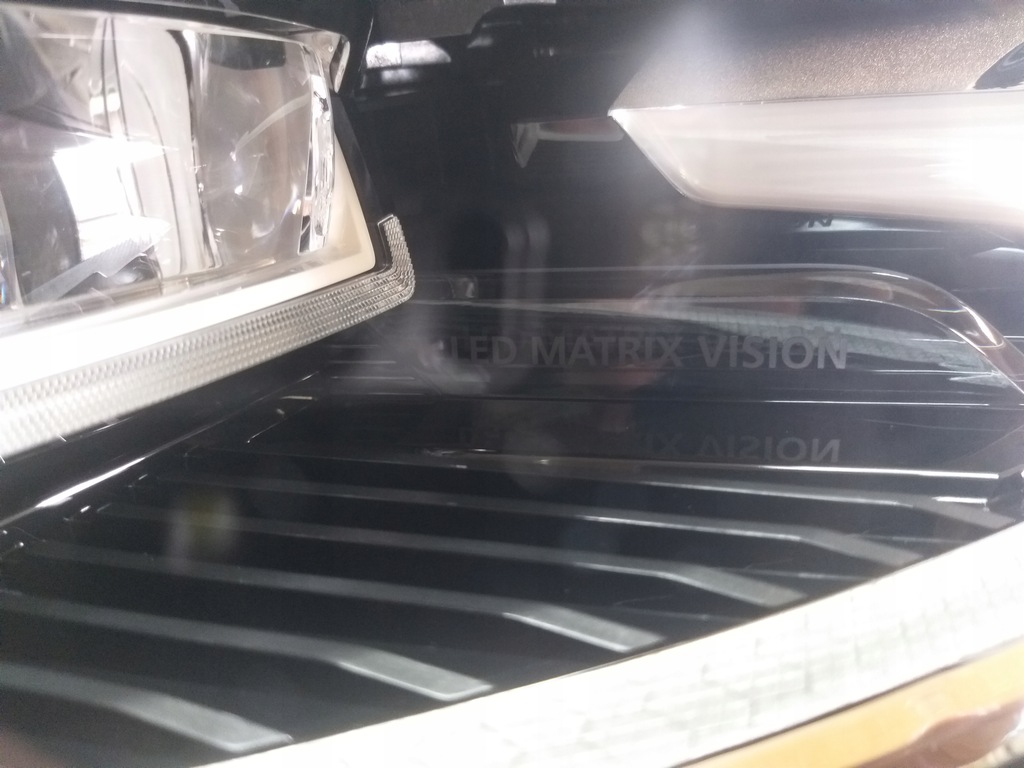 фото №2, Лампа перед права renault talisman full led matrix vision lift