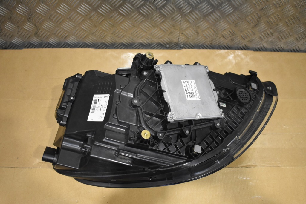 фото №9, Idealna kpl. лампа передняя левая + модули porsche panamera 971 matrix 1 9