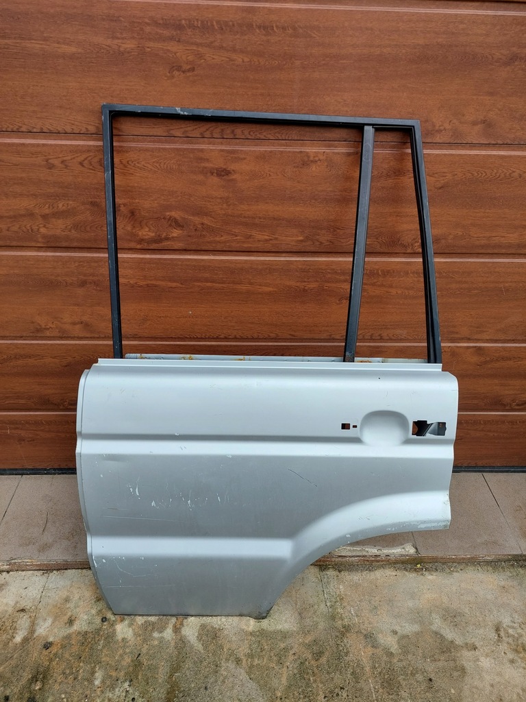 фото №1, Land rover discovery ii 98-04r дверь левый задняя