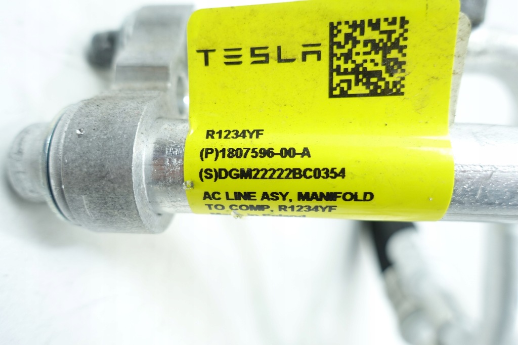 фото №5, Шланг wąż кондиціонера tesla y 1807596-00-a