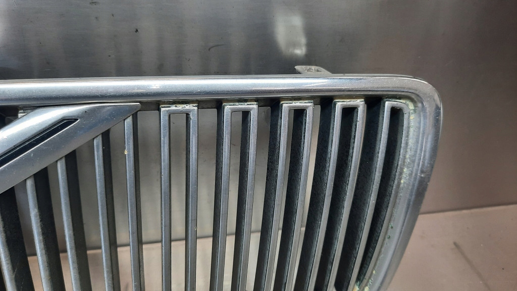 фото №6, Решітка радіатора решітка радіатора 9178087 volvo s80 98-06r