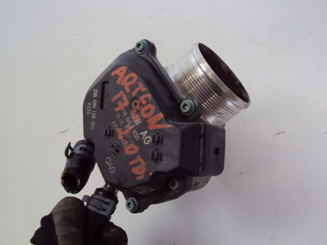 фото №4, Volkswagen оригінальний номер 03n128063b дросельна заслінка