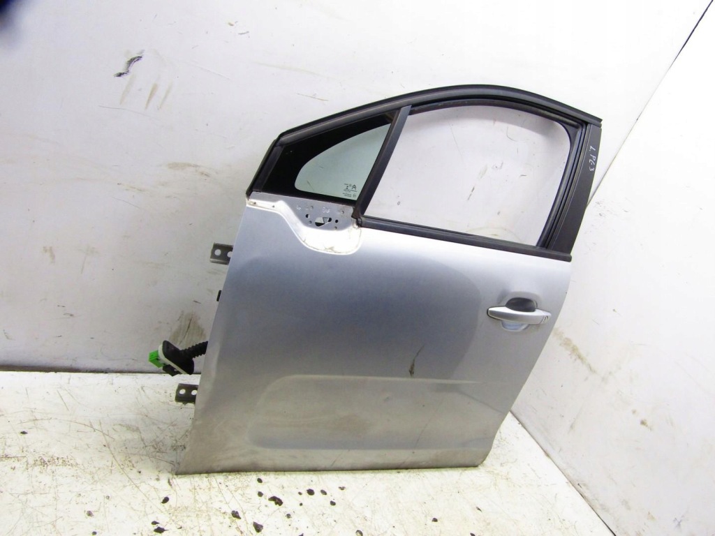 фото №2, Дверь передние левый перед ezrc citroen c3 iii