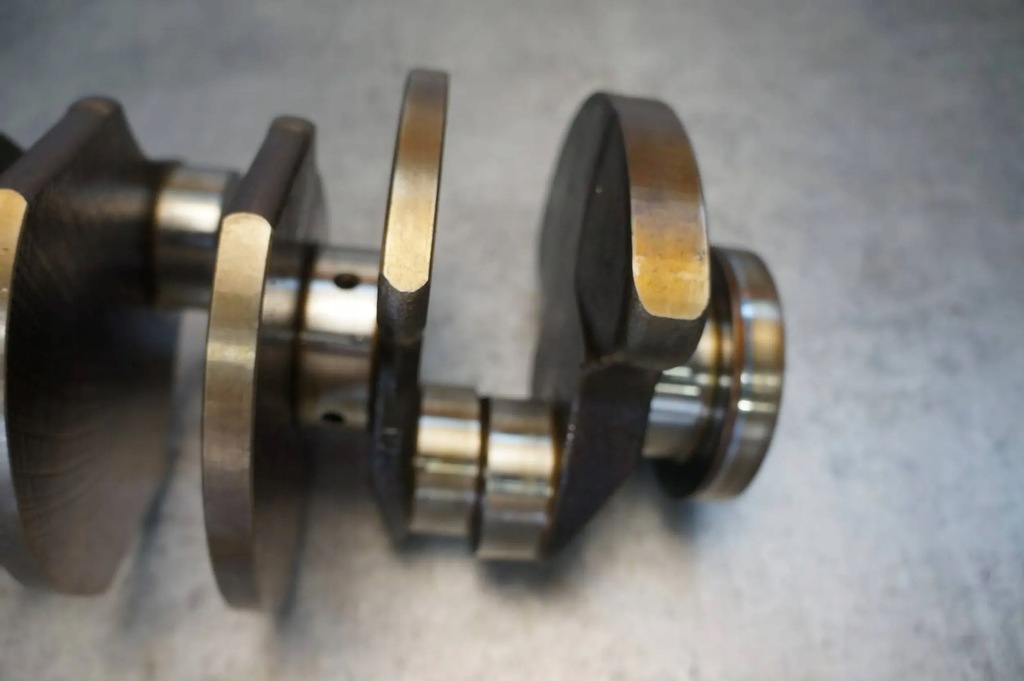 фото №8, Wał коленчатый + вкладыши audi a6 c5 2.4 v6 aga