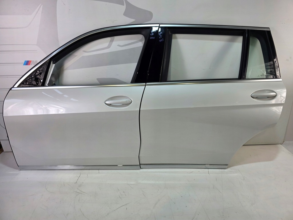 фото №1, Дверь левая задние bmw x7 g07 lci a96 mineralweiss